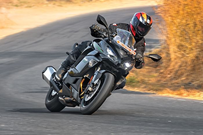 Kawasaki Ninja 1100SX review: smooth all-rounder Kawasaki Ninja 1100SX review with price, comfort, performance